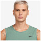 Nike Ανδρική αμάνικη μπλούζα Dri-FIT Hyverse Nike Ανδρική αμάνικη μπλούζα Dri-FIT Hyverse